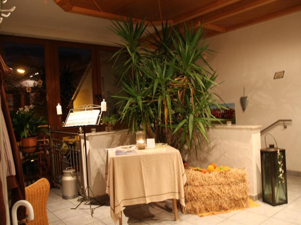 Inn Landgasthof "Zur Gemuetlichkeit" Mombris Exterior photo